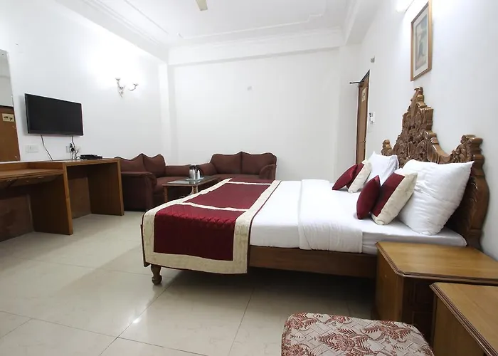 Deluxe King Room